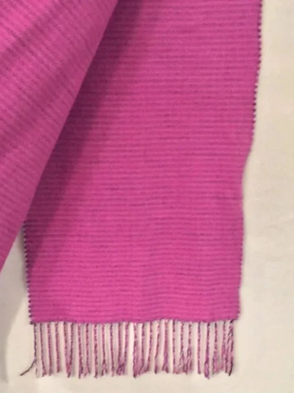 Lands' End purple, white, & magenta houndstooth oblong scarf